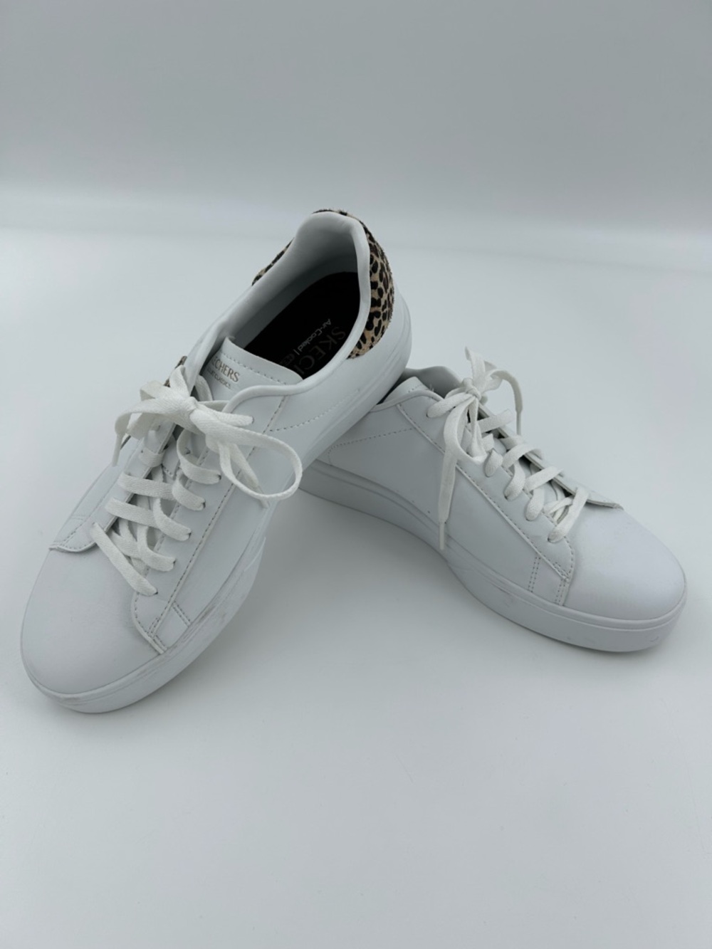 Skechers White Sneakers with Leopard Accents 8.5